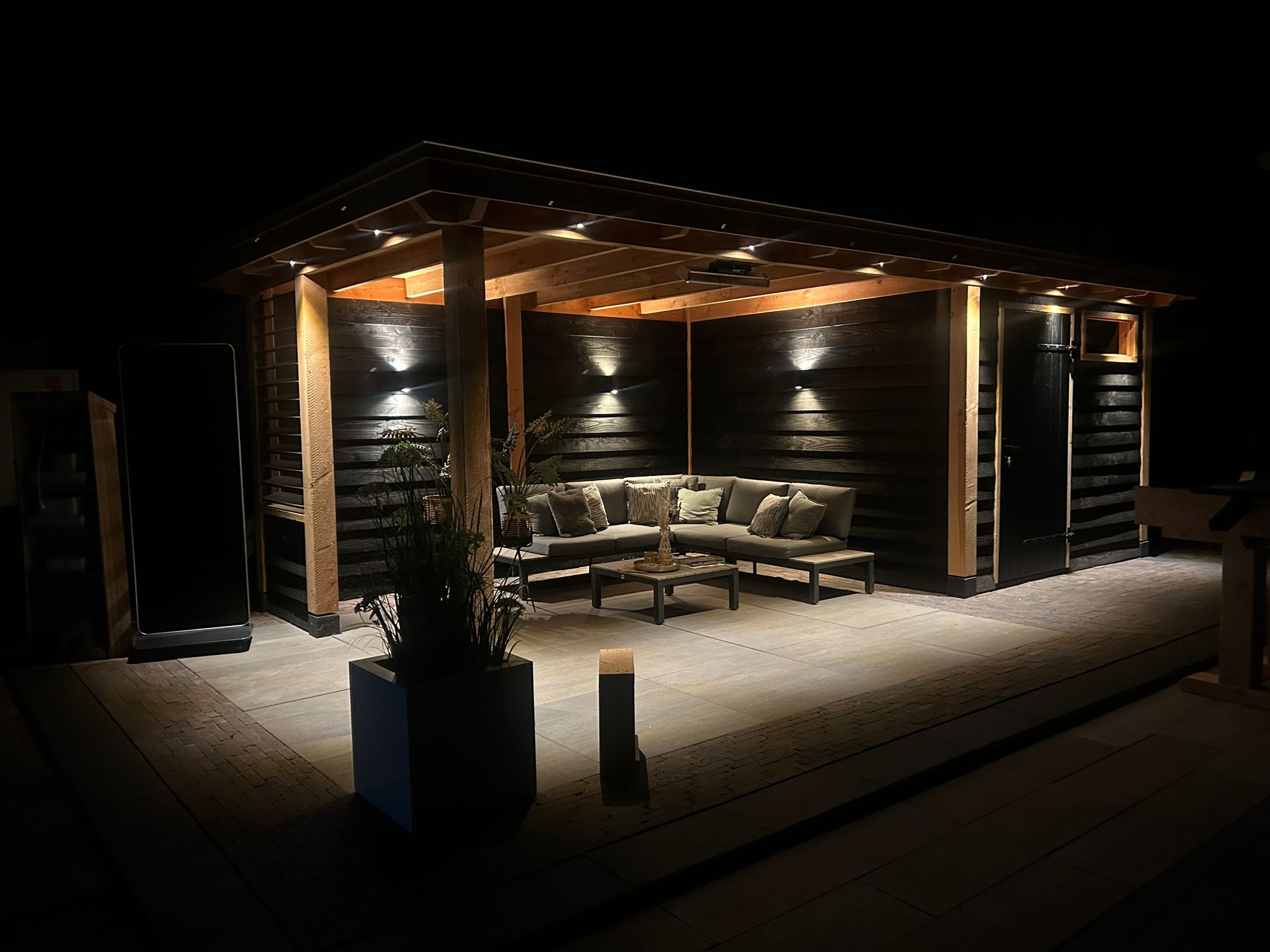 bd41a207-578c-4082-85ae-35195992c800