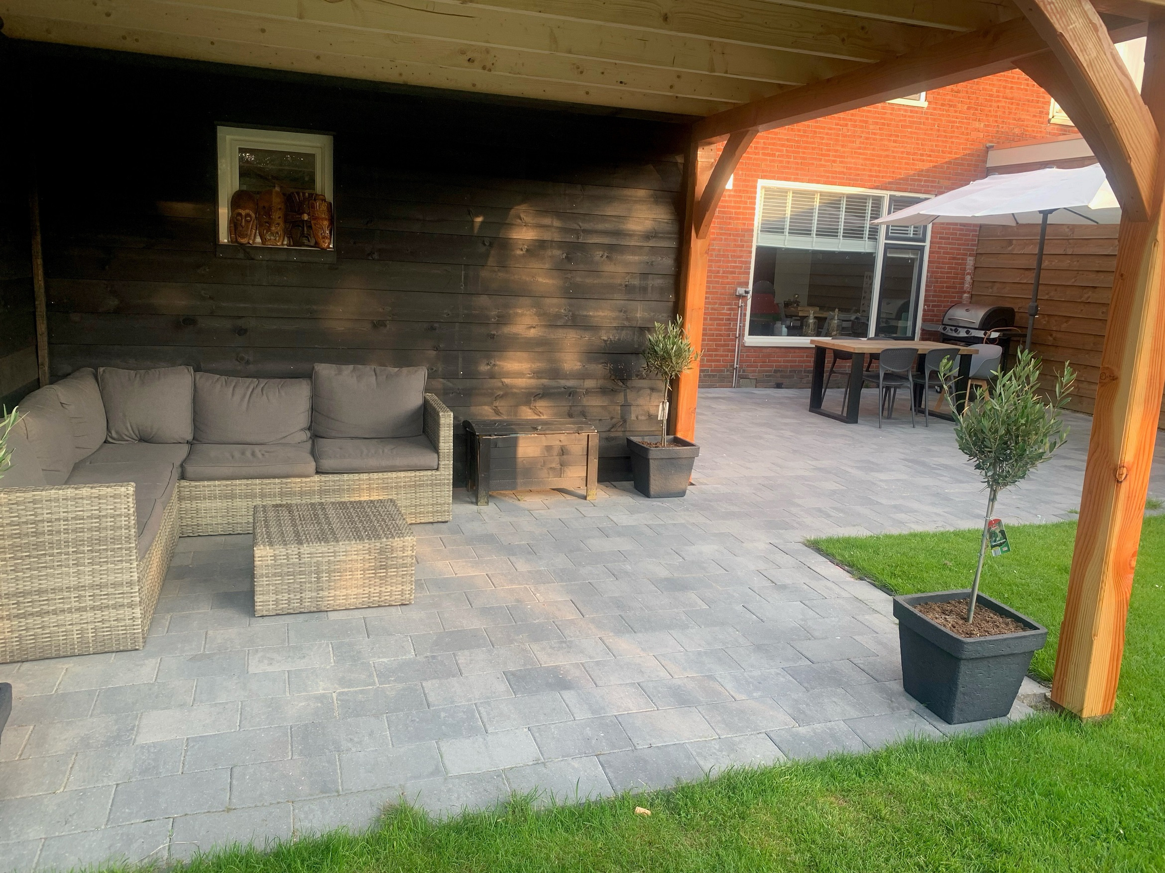 straksteen-20x30x5-cm-grijszwart (1)